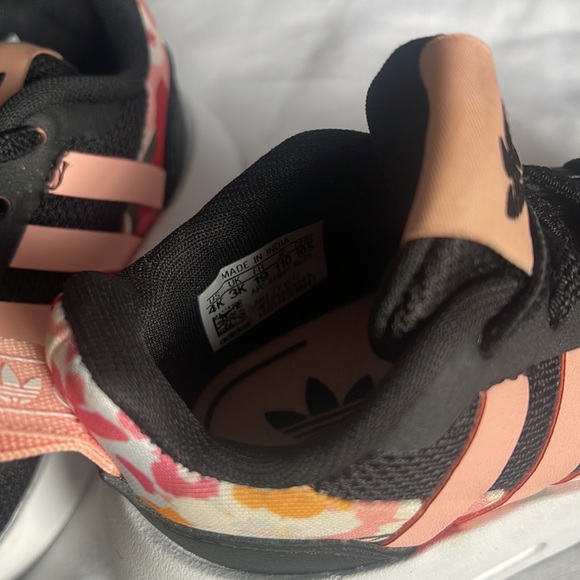 Adidas Toddler Original Smooth Runners - Picture 6 of 8